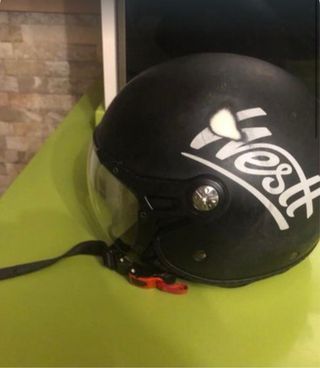 Casco Jet Westt Negro Mate + Guantes