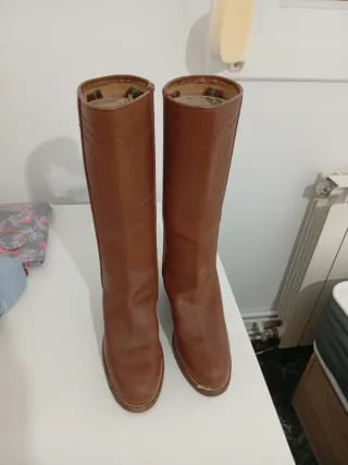 Botas camperas piel marrón Talla 36