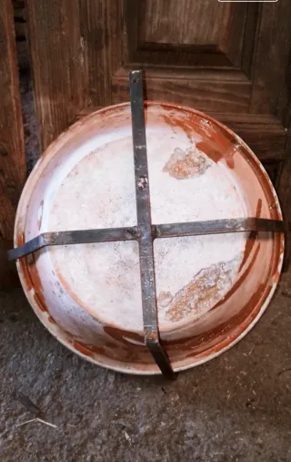 Lebrillo antiguo de cerámica