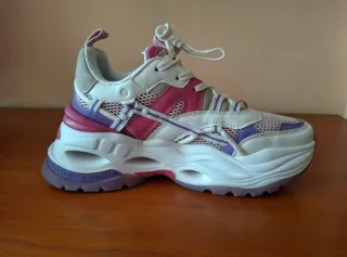 Buffalo Triplet Hollow Talla 39