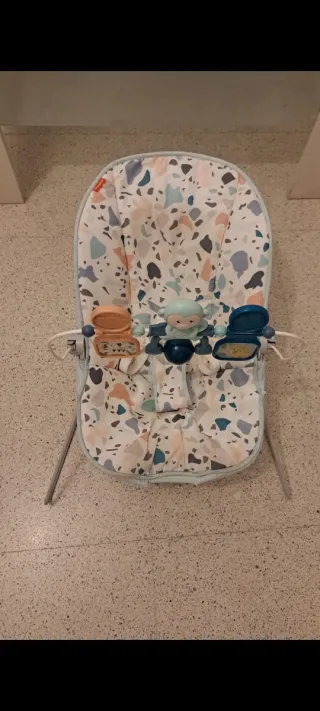 Bouncer para bebé con estampado