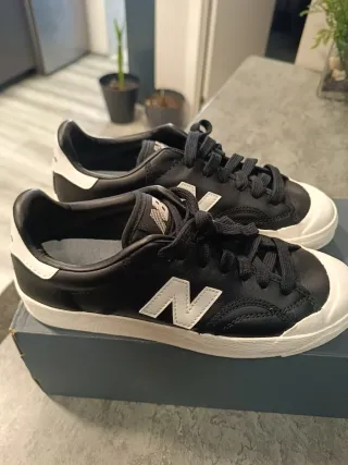 New Balance BB100 Negro/Blanco