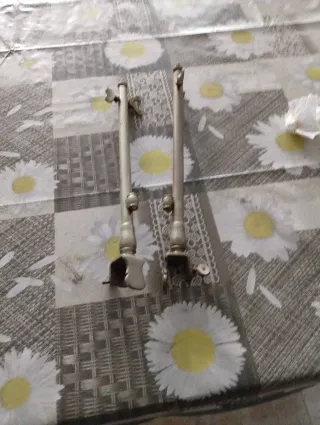 Coppie di aste di fissaggio