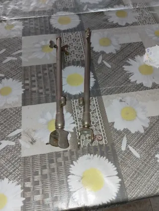 Coppie di aste di fissaggio