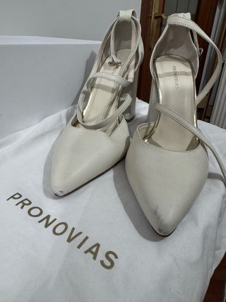 Zapatos de Novia Pronovias Modelo Fading