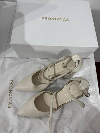 Zapatos de Novia Pronovias Modelo Fading