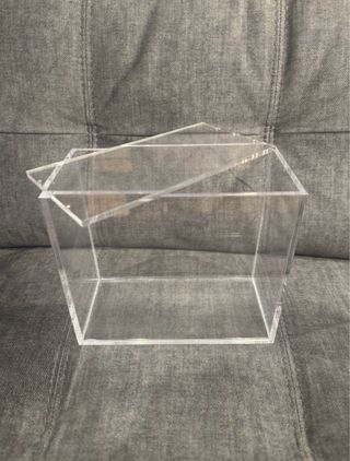 Caja metacrilato con tapa para roman