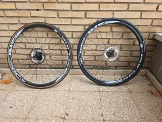 Ruedas carbono DT Swiss para disco