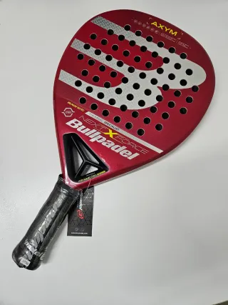 Pala de pádel Bullpadel nueva