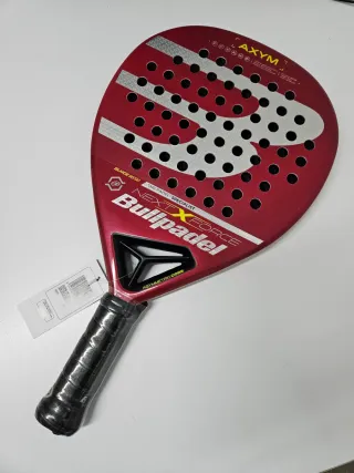 Pala de pádel Bullpadel nueva