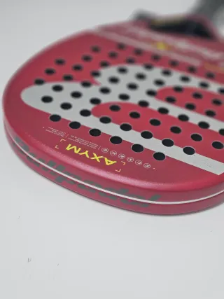 Pala de pádel Bullpadel nueva