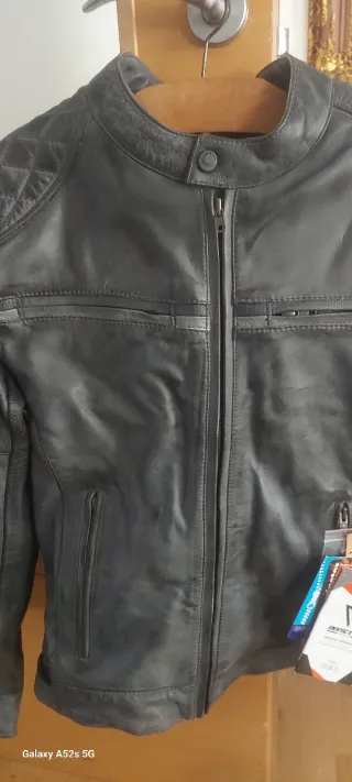 Chaqueta Motera Invictus Talla M Sin Estrenar