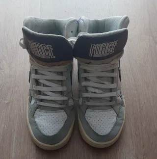 Nike Force Blancas y Grises