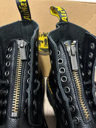 Botas Dr. Martens Negras Plataforma