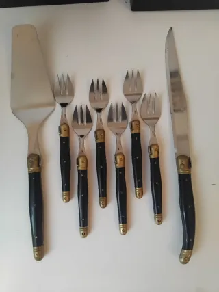 Cubertería Laguiole postre 6 pax