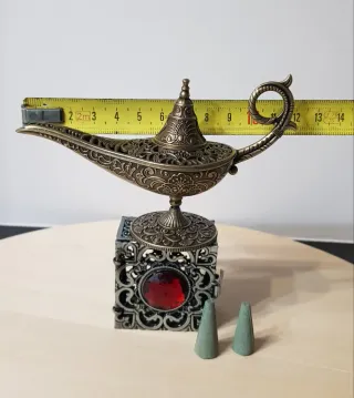 Lámpara y Caja Metálicas