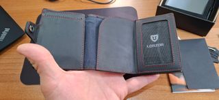 Portafoglio LORZOR Uomo Pelle Slim Airtag