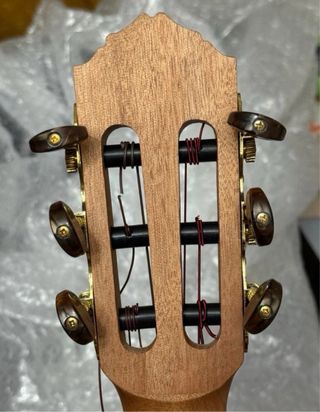 Guitalele Ortega RGL5EB Premium