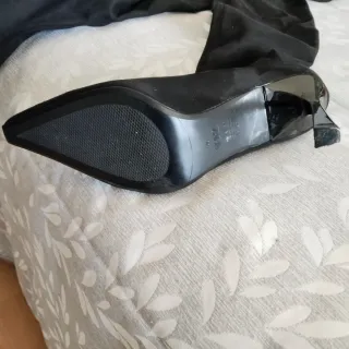 Botas altas de tacón negras