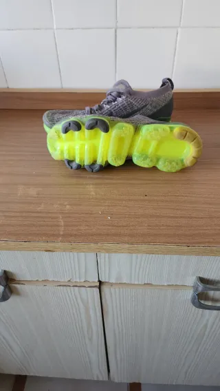Nike Vapormax original Talla 45 Gris/Verde