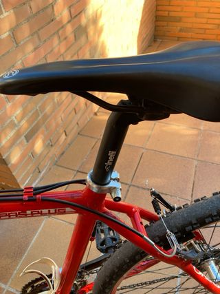 Bicicleta Orbea MTB Shimano 26”.