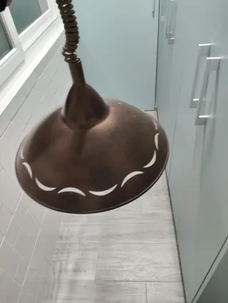 Lámpara de techo metálica marrón