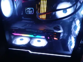 PC Gaming+3 monitores