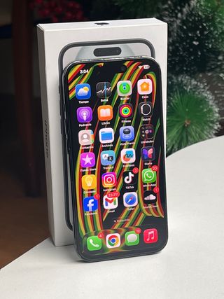 iPhone 15 vendo o cambio por ciclomotor