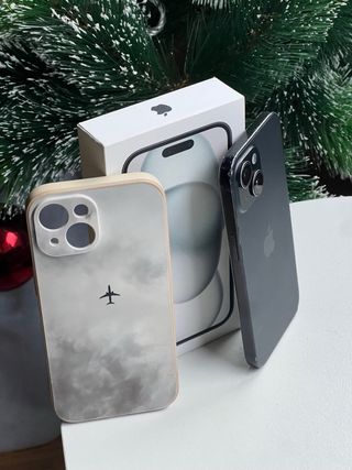 iPhone 15 vendo o cambio por ciclomotor