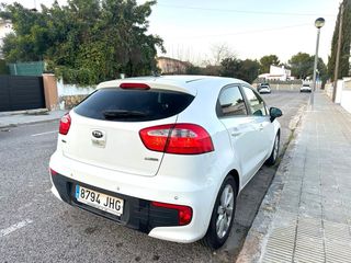KIA Rio 2015