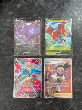 Lote 4 Cartas Pokémon V y Entrenador