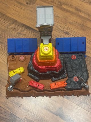 Hot Wheels Monster Trucks Arena World Center