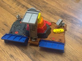 Hot Wheels Monster Trucks Arena World Center