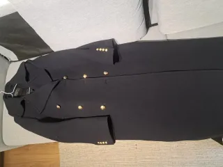 Abrigo Zara Negro Botones Dorados