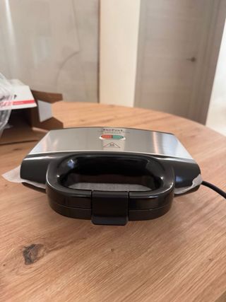 Sandwichera Tefal Ultracompact Nueva