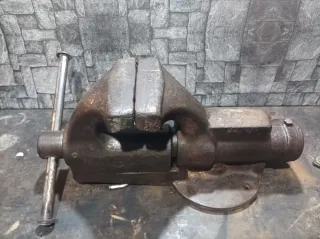 Tornillo de banco IRIMO 150