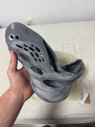 Yeezy Foam Runner, Gris, 44,5