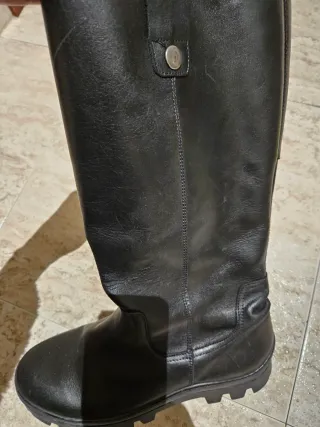 Botas de piel Etiem negras