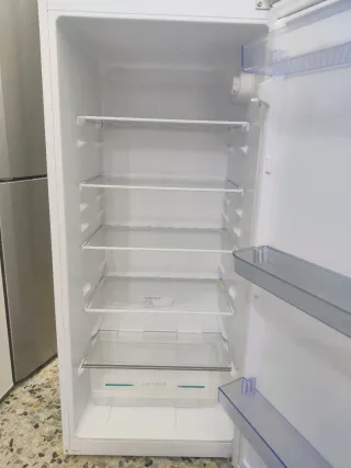 Nevera Beko Blanca