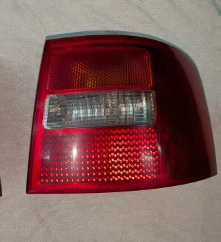 Pilotos traseros Audi A6 avant. (4B,C5) 1998-2005