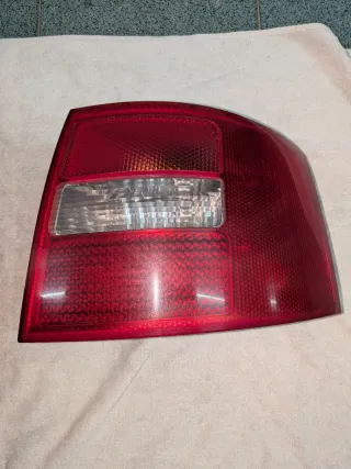 Pilotos traseros Audi A6 avant. (4B,C5) 1998-2005