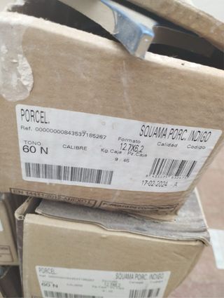 Azulejos azules estilo escamas