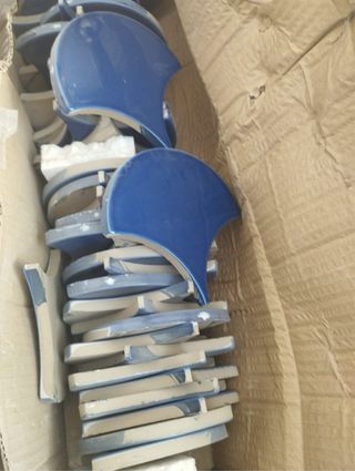 Azulejos azules estilo escamas