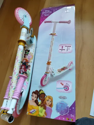 Patinete Disney de Princesas Plegable para niños