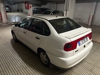SEAT Córdoba 1.4i Gasolina 1997