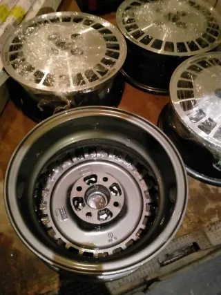 Llantas Fiat uno turbo