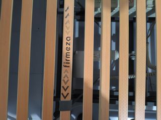 Cama articulada eléctrica con carro elevador