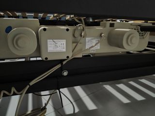 Cama articulada eléctrica con carro elevador