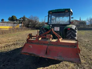 Tractor John Deere 5500