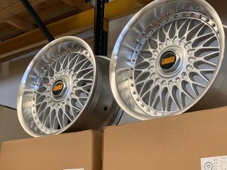 YA ESTAN AQUI 8X17 Y 9X17 PARA BMW SERIE 5-6-74.1